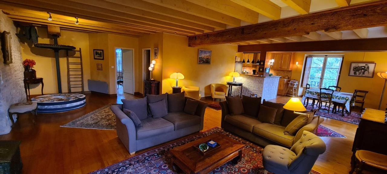 Le Moulin De Mansleヴィラ エクステリア 写真